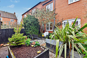 Photo 19- click for photo gallery